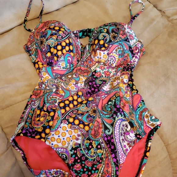 Kenneth Cole Reaction Other - One piece swimsuit